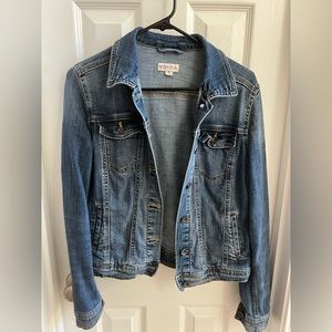 Dark denim jean jacket